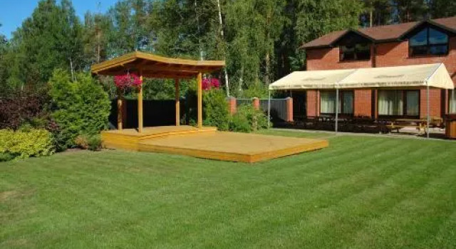 Strenči Guesthouse, Buchen Sie Resort Strenči Livland