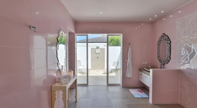La Perla Palais - Luxury Villa on Private Beach