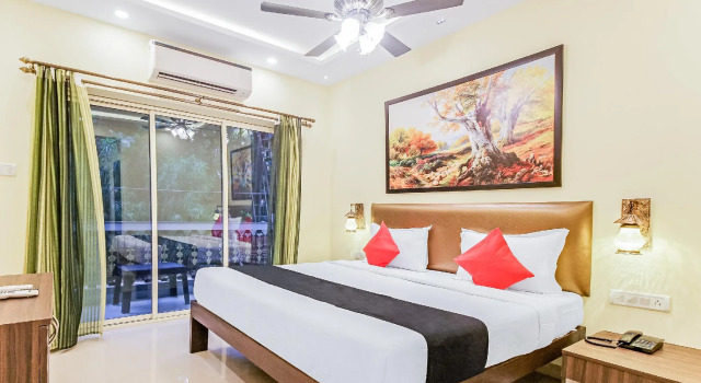 Capital O 64180 Adam's Beach Resort, Prenota Resort Baga 