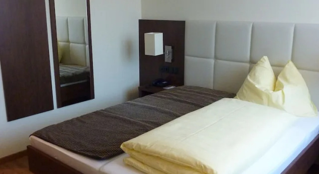 Двухместный номер Superior с балконом Sonne 1806 - Hotel am Campus Dornbirn