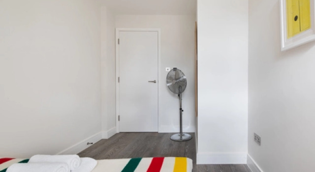Spacious Leicester Sq 3Br Penthouse - Roof Terrace, Забронировать Отель Лондон Большой Лондон, рядом с Gielgud Theater