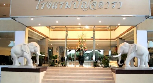 Полулюкс Punjadara Hotel
