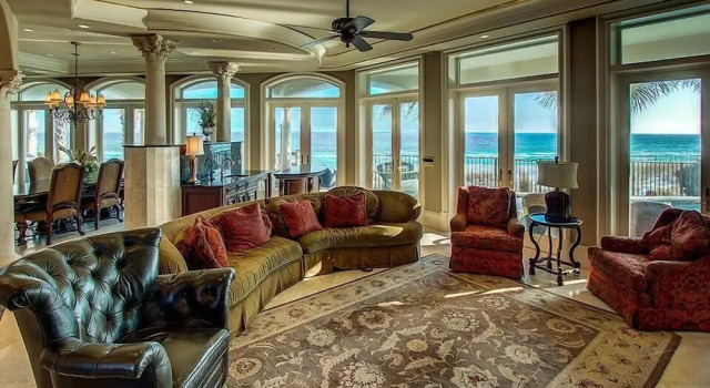 Capitano 7 Bedroom Holiday Home by Five Star Properties