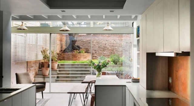 Коттедж Sublime 4BD House W/park Views - London Fields!