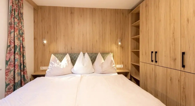 Апартаменты Luxury Lovely Apartment With Sauna, Ski Storage, Pool, Terrace