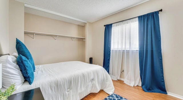 Bright San Antonio Home  13 Mi to Downtown!, Rezerwuj Hotel San Antonio Bexar County