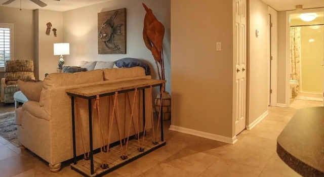 Sandarac 403b 2 Bedroom Condo, Забронировать Апартаменты/квартира Отели Fort Myers Area с парковкой, Парковка