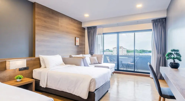 Семейный номер Executive с балконом Icon Park Hotel, Chiang Mai
