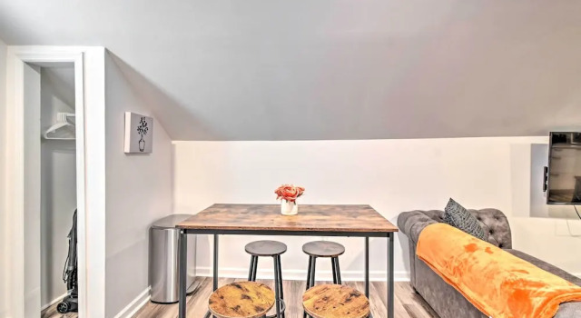 Fayetteville Apartment w/ Yard: Pets Welcome!