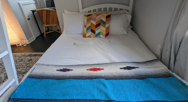 eKstasis Hostel & Urban Farm, Book Landbrugsophold Billige hoteller i Atlanta