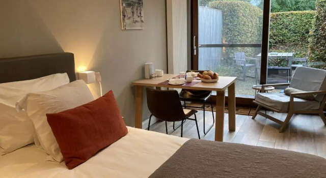 Номер Deluxe B&B De Tuinkamer