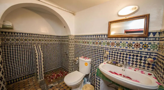 Люкс Riad Saphir Bleu Fes 12 century luxury home