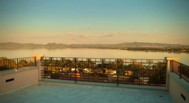 Люкс с видом на озеро Hotel Boutique Castiglione del Lago