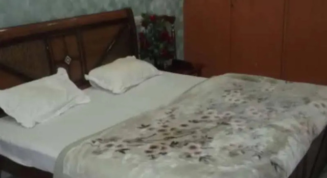 Excel Paradise Inn, Забронировать Отель Гомти Нагар Лакхнау, рядом с Парк Амбедкара