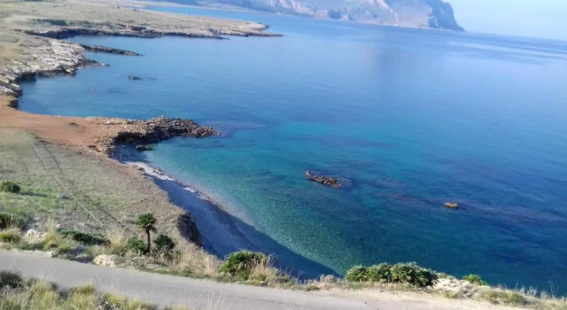 3 bedrooms house with sea view enclosed garden and wifi at San Vito Lo Capo 1 km away from the beach, Book Hotel Hotels in Sicily with Parking, Parking