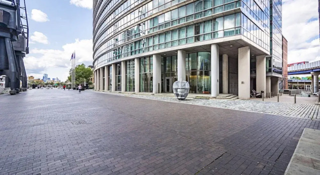 Stunning Spacious 3 Bed Apartment