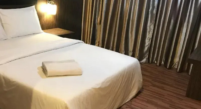 V Hotel, Varaa Hotelli Hotellit Johor pysäköinnillä, Pysäköinti