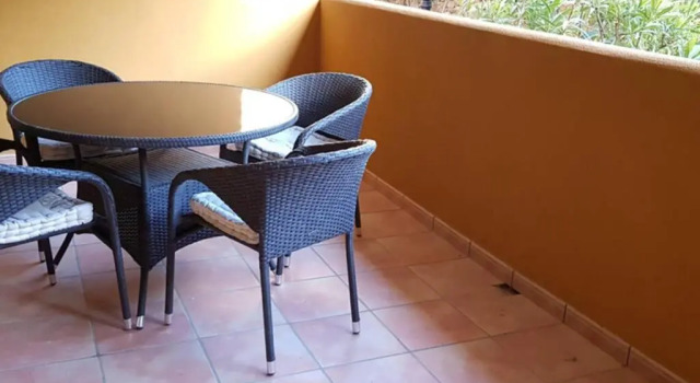 Punta Prima Modern, 100 m sea, 2 swimming-pools, aircondition, Free WI-FI, Book Apartment Hotels in Punta Prima with Parking, Parking