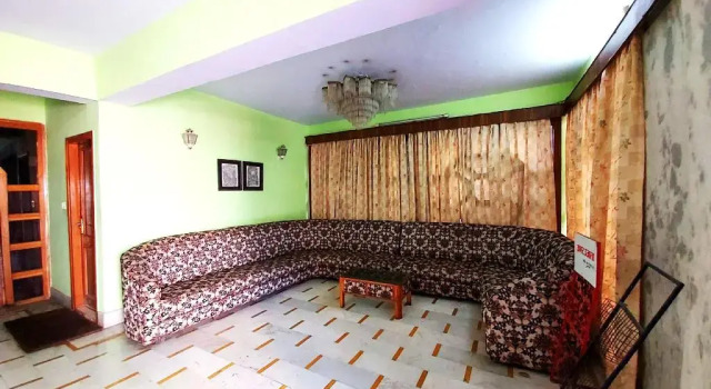 Radha Continental by Goroomgo, Rezervovat Hotel Nainital Uttarakhand