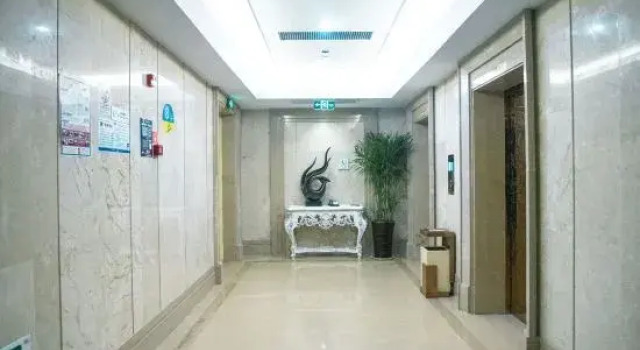 Best  Hotel Zhongsheng, Rezerwuj Hotel Hotele w Suzhou z parkingiem, Parking