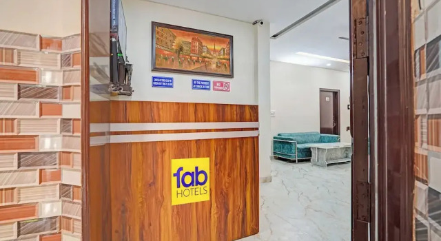 Fabhotel Winsome Inn