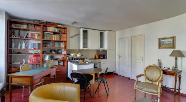 Апартаменты Amazing Le Marais Flat - 2 Mins to Hôtel de Ville