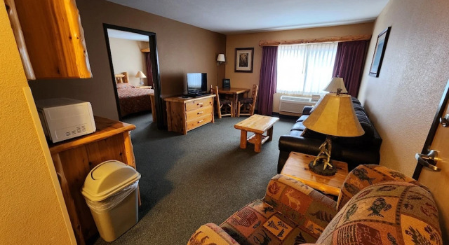 Люкс Pine Peaks Lodge & Suites