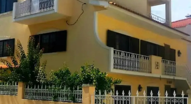 House with 2 Bedrooms in Palmela - 8 Km From the Beach