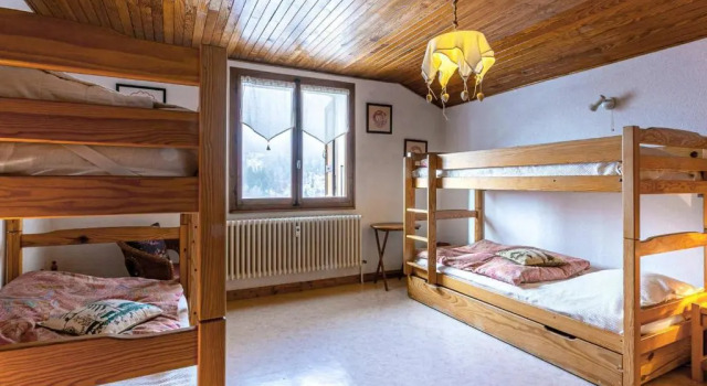Appartement**, lumineux, spacieux avec WIFI - FR-1-304-150, Забронировать Апартаменты/квартира Отели Ла-Клюза с парковкой, рядом с Горнолыжный подъемник Риффруа, Парковка