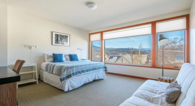 ALOFT-River View-AC-5BR/2.5BA, Забронировать Апартаменты/квартира Отели Худ-Ривер с парковкой, Парковка