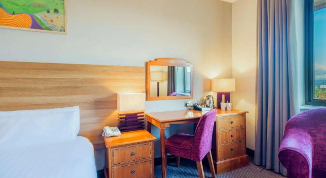 Двухместный номер Standard Cedar Court Bradford Hotel