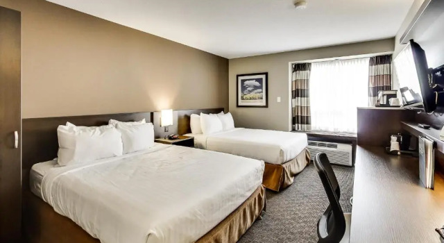 Номер Superior Microtel Inn & Suites by Wyndham Red Deer
