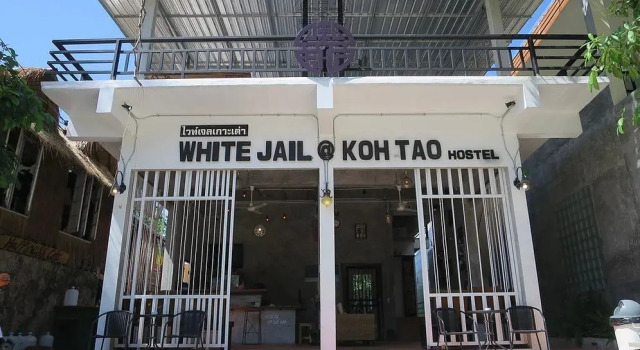 Люкс White Jail at Koh Tao Hostel