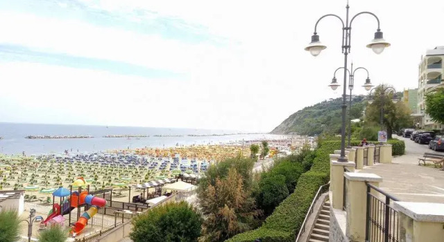 Hotel Tre Stelle Gabicce Mare, Забронировать Отель Отели Побережья Марок 3 звезды, 3*
