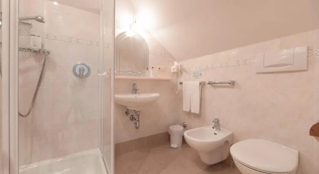 Двухместный номер Standard с балконом Berghotel zum Zirm
