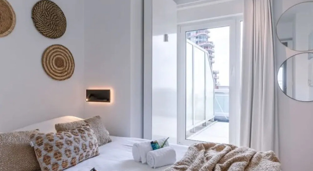 Stunning Studio With Sea-view on top Location, Prenota Appartamento Heist 