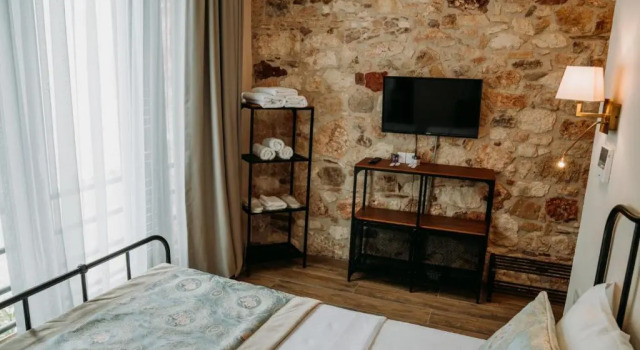 Nill's Stone House Otel