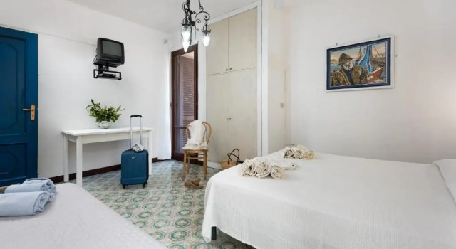 Трёхместный номер Standard с балконом B&B Villa Il Carrubo