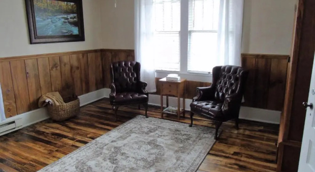 Люкс Deluxe The Charleston Inn Hendersonville NC