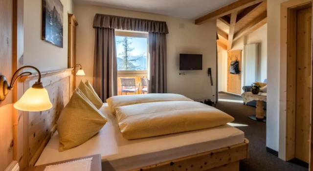 Hotel Landgasthof Lärchenwald, Забронировать Отель Корнедо-алл’Изарко Трентино-Альто-Адидже