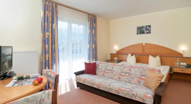 Двухместный номер Standard с балконом Erlebnis-Hotel-Appartements
