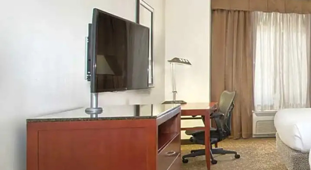 Номер Premium Hilton Garden Inn Phoenix/Avondale