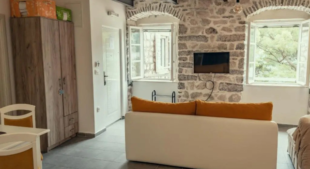 Студия Sunny Port Apartment & Rooms