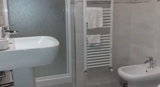 Standard Zimmer Royal Room & Breakfast