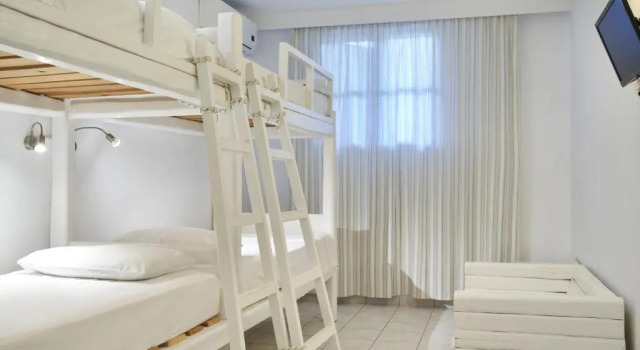Четырёхместный номер Economy Polos Hotel Paros