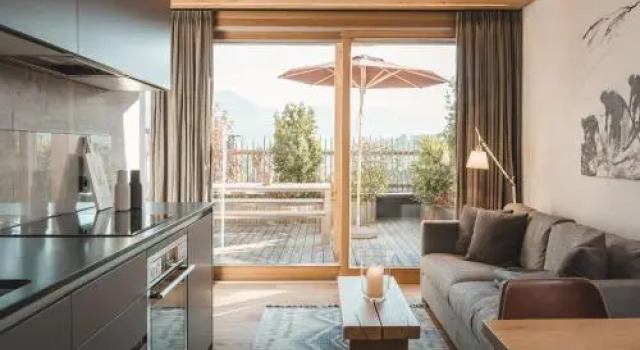 Chesa Muntanella, Rezervovat Hotel Hotely v Tyrolsko s parkováním, Parkování