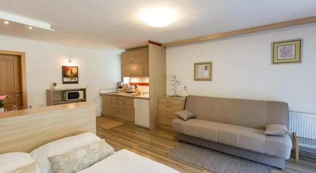Apartment Natur, Prenota Appartamento Hotel a Gorenjska con parcheggio, Parcheggio