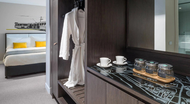 Peppers Southern Cross Melbourne, Забронировать Отель Отели Мельбурна 5 звезд, рядом с Melbourne Sports Tours, 5*