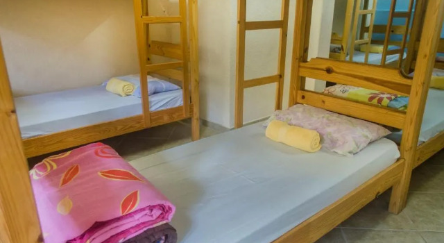Кровать в общем номере (женский номер) Hostel Recanto da Serra