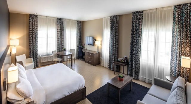 Двухместный люкс Loft Imperia Hôtel et Suites Terrebonne
